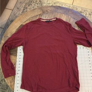 Banana Republic Men's Burgundy Long Sleeve Tee